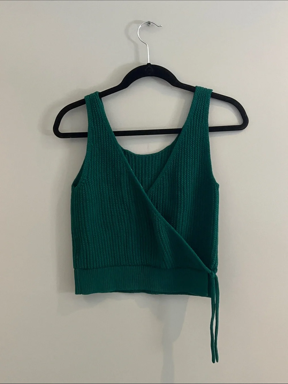 Vince Low Back Cropped Knit Tank Top - Picture 2 of 4
